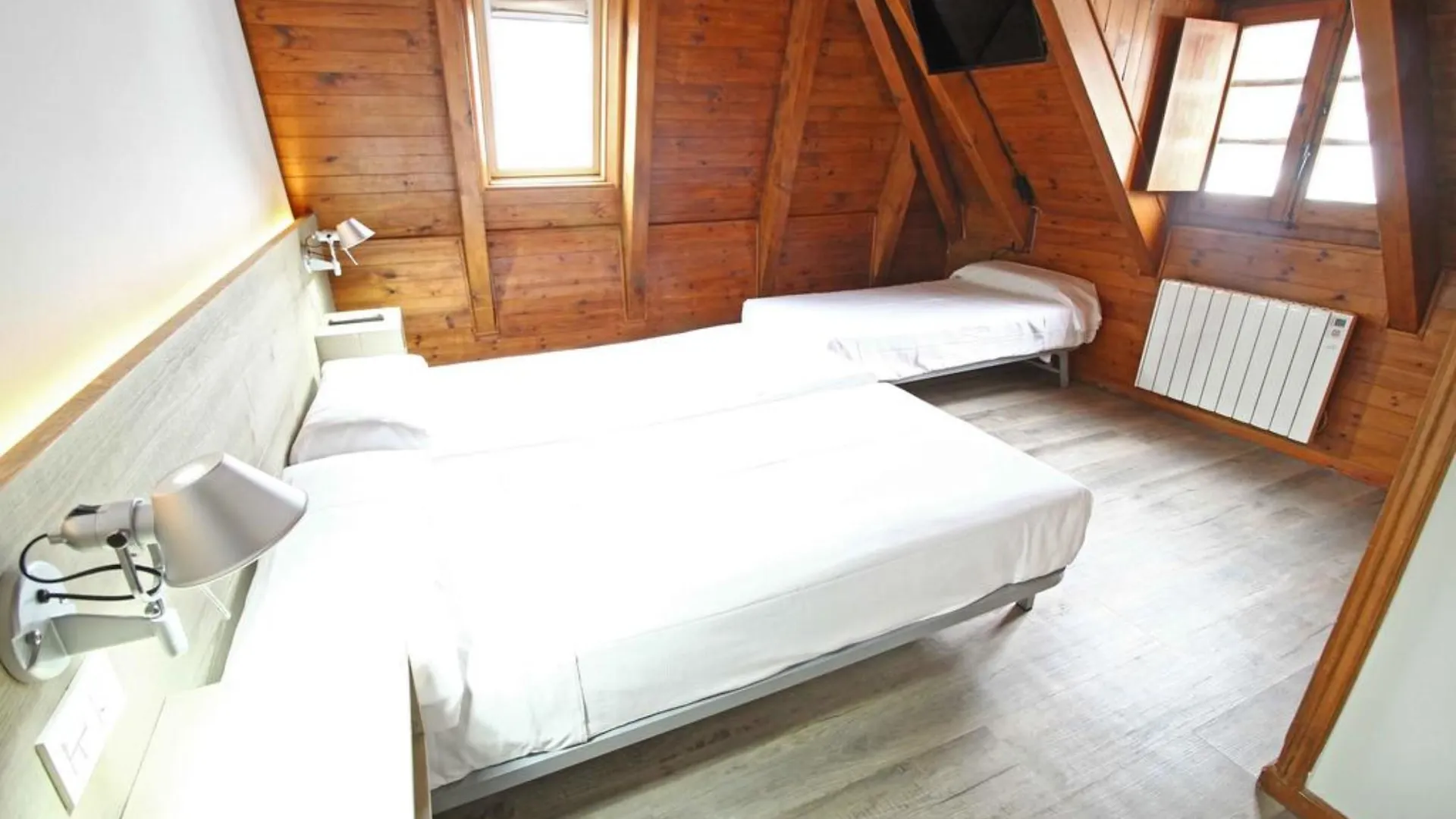 **  Mont-Romies Hotel Salardú Spanyolország
